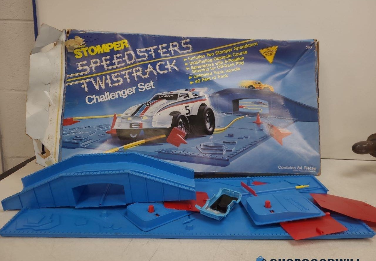 Speedsters Twist Track Challenger Set Stomper Blue Multi Plastic Race Track Set
