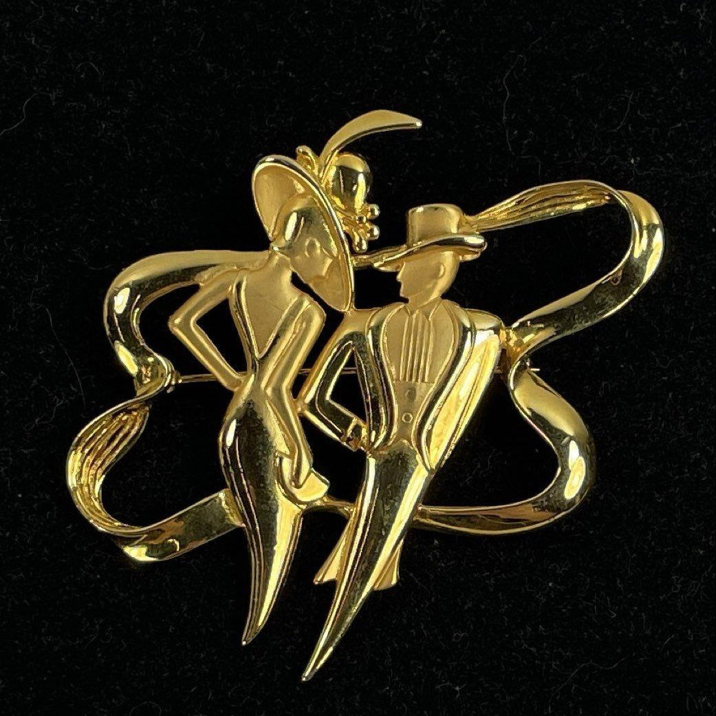 Jonette Jewelry Art Deco Couple Brooch, Gold Tone Dancing Lovers Figural Pin