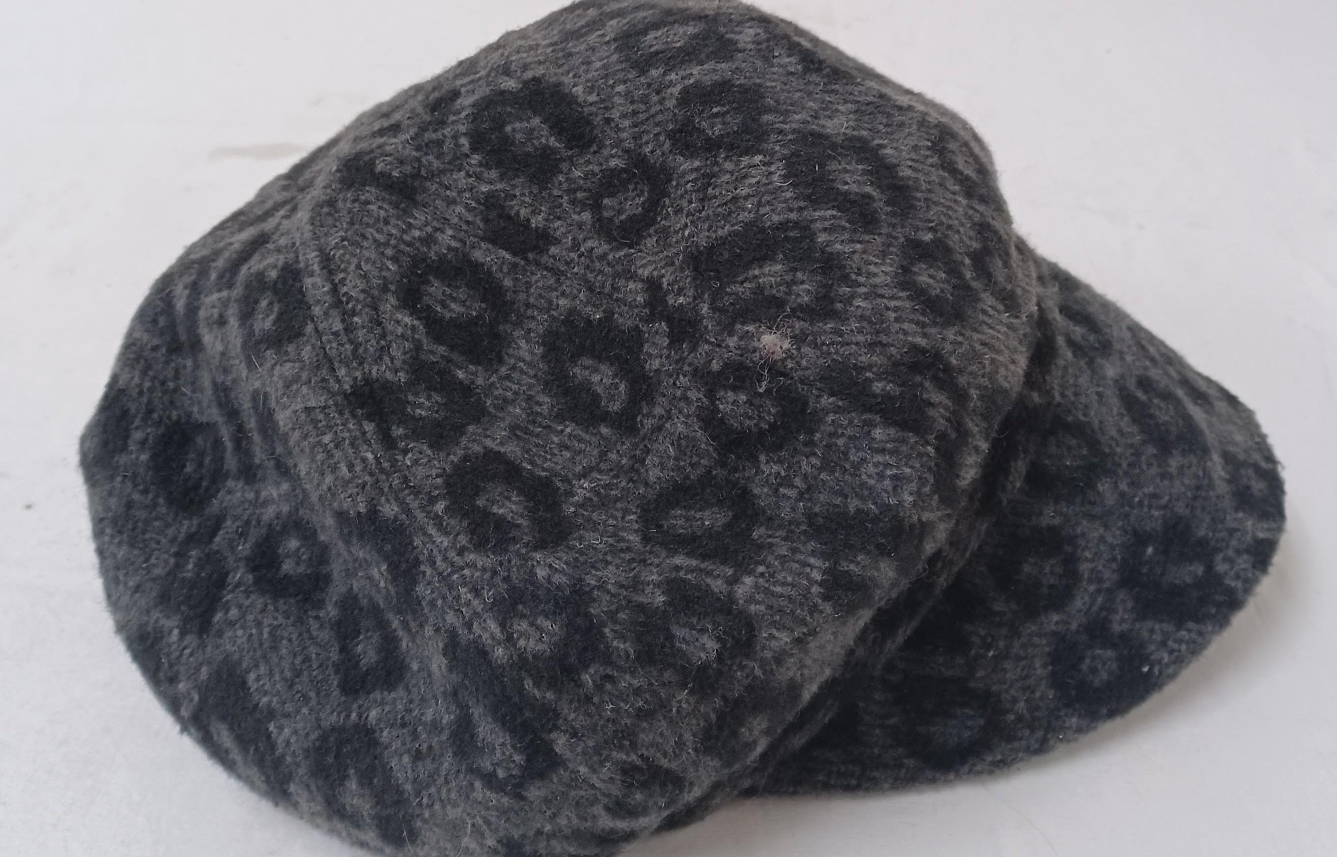 Women’s Gray Leopard Print Newsboy Cap | Soft Cabbie Winter Hat