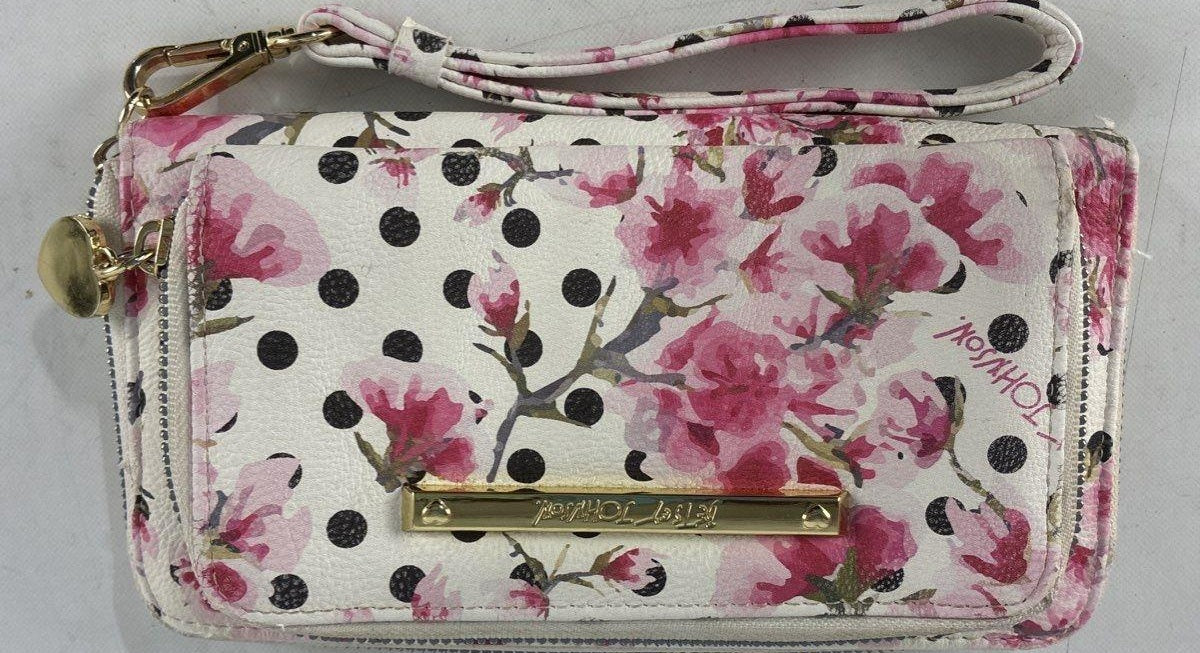AGE REVIEW Betsey Johnson Floral Print Wallet