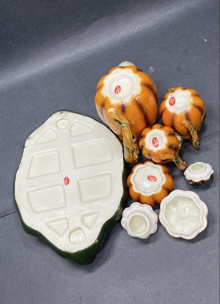 Boston Warehouse Ceramic Pumpkin Tea Set with Leaf Tray, 7 Piece Autumn Teapot Set