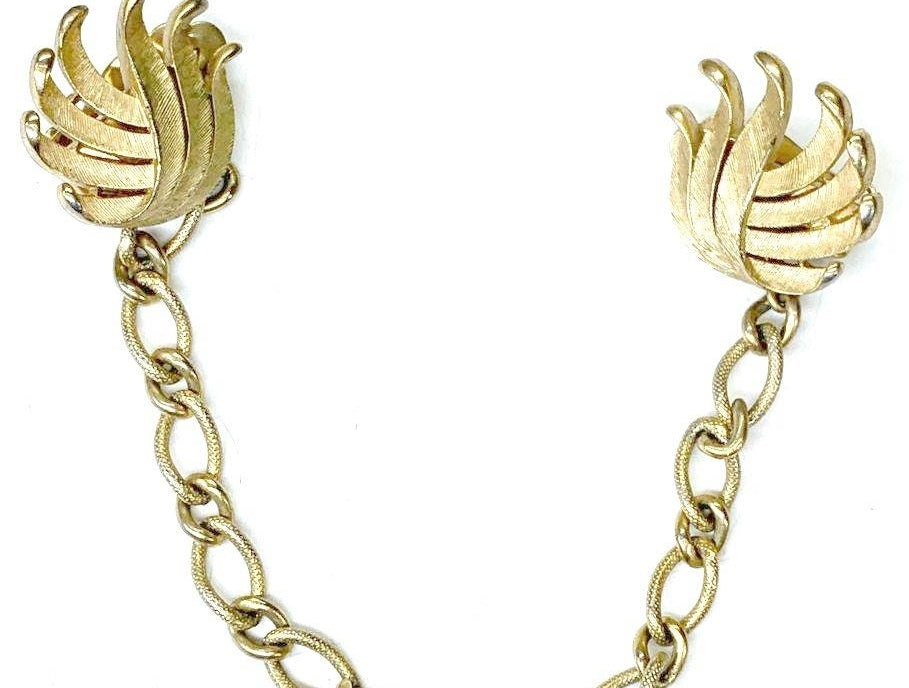 1950s–1960s Trifari Gold Tone Sweater Clip Earrings