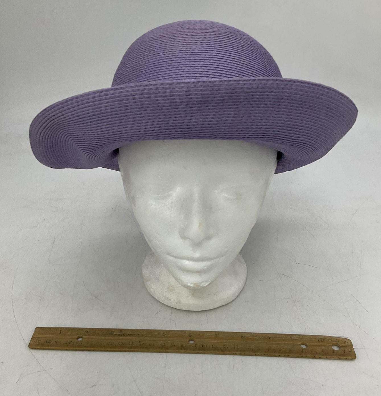 Vintage Lee Black by Neiman Marcus Women's Purple Faux Straw Bow Hat