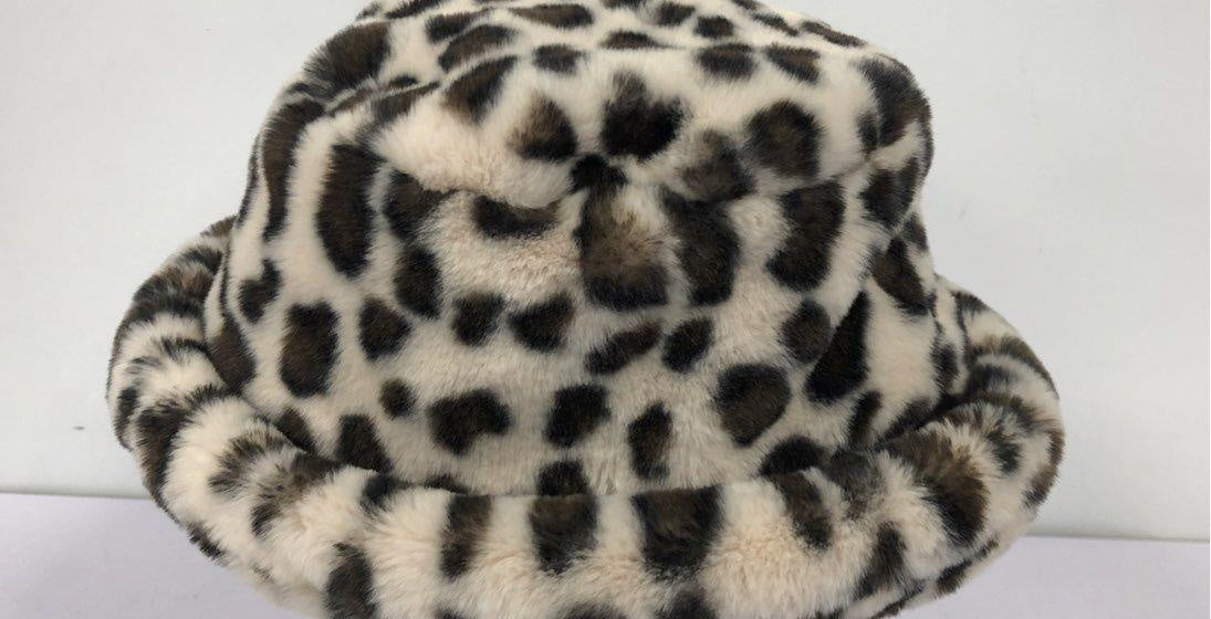 Urban Outfitters Leopard Print Faux Fur Bucket Hat | Super Soft Winter Accessory