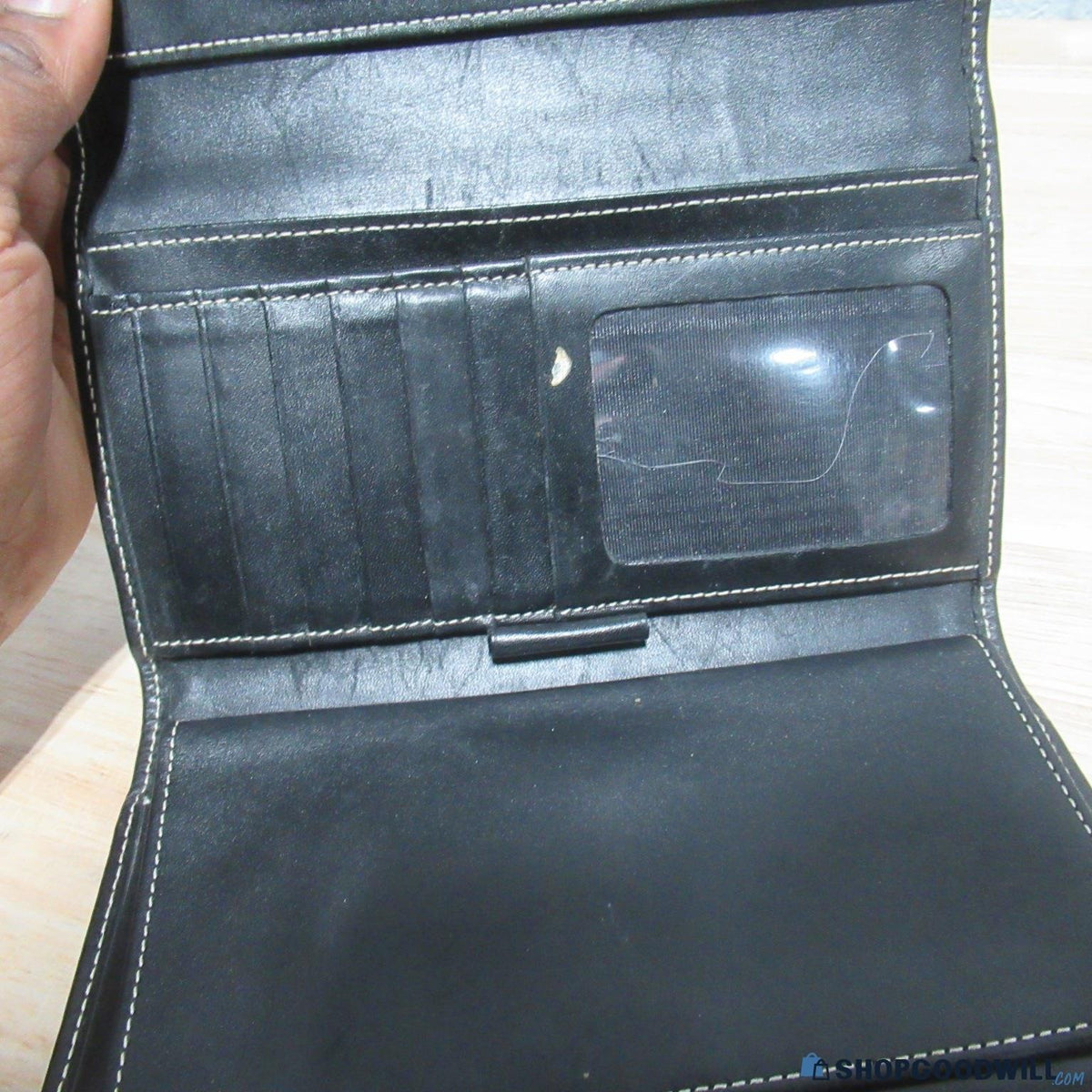 AGE REVIEW Brown-Black Dooney & Bourke Women's Wallet