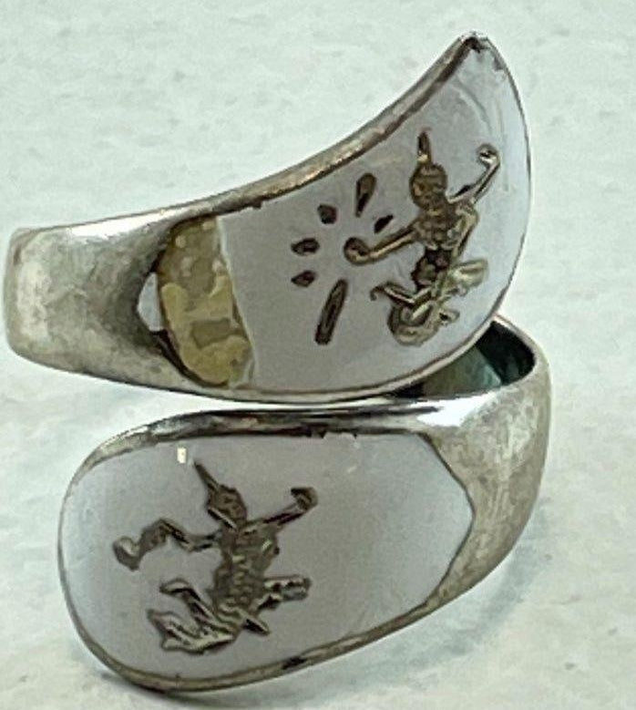 1940s–1960s Siam Sterling White Enamel Niello Mekala Goddess Size 6.75 Wrap Ring