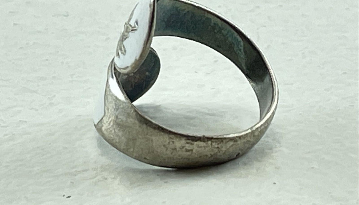1940s–1960s Siam Sterling White Enamel Niello Mekala Goddess Size 6.75 Wrap Ring