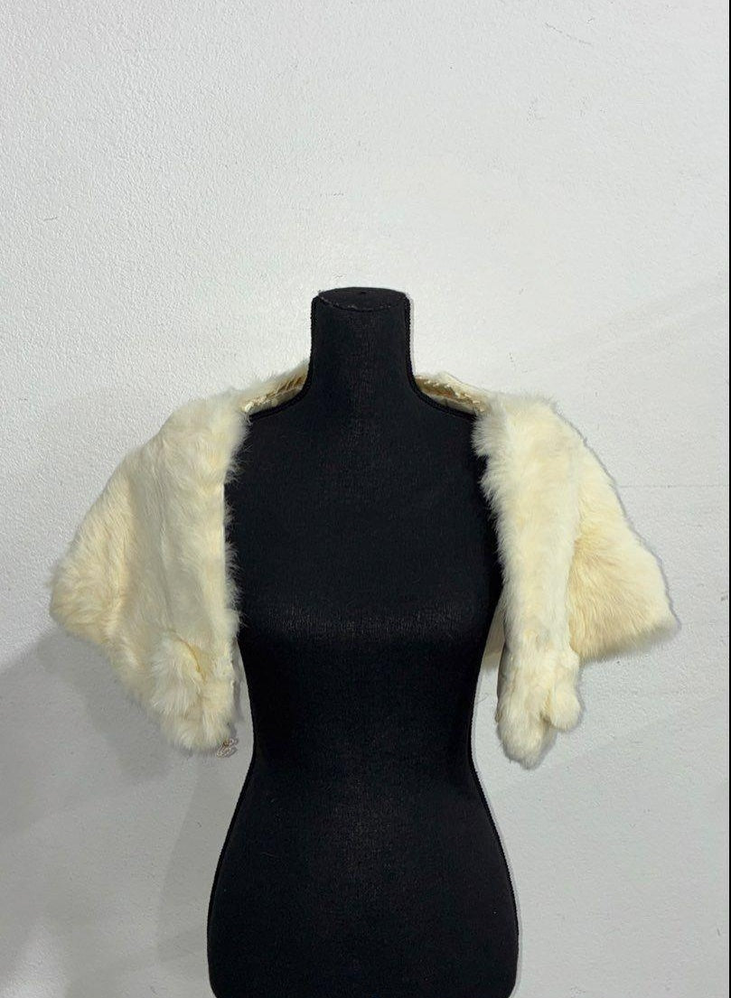 Women's Vintage Off White Real Fur Ladies Stole