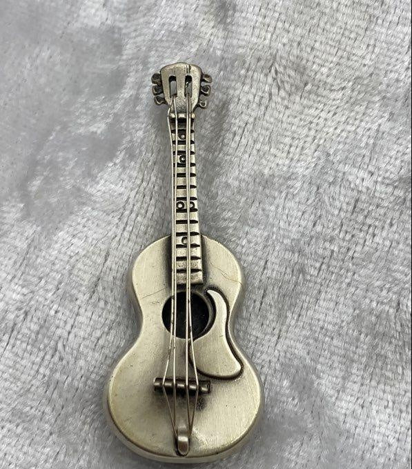 1950s–1960s Beau Signed Sterling Silver Acoustic Guitar Brooch Pin 5.83g