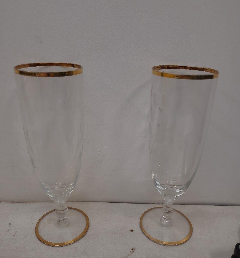AGE REVIEW Clear Glass Gold Rim Stemmed Beverage Glasses Set of 2