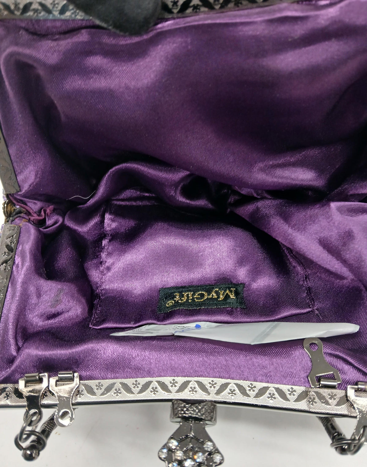 Purple beaded handbag with metal handle, view 3