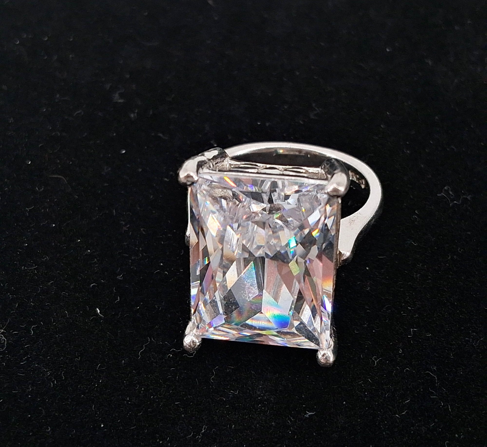 Sterling Silver Cocktail Ring w Rectangle Cut CZ, Size 6.5, 11.3g