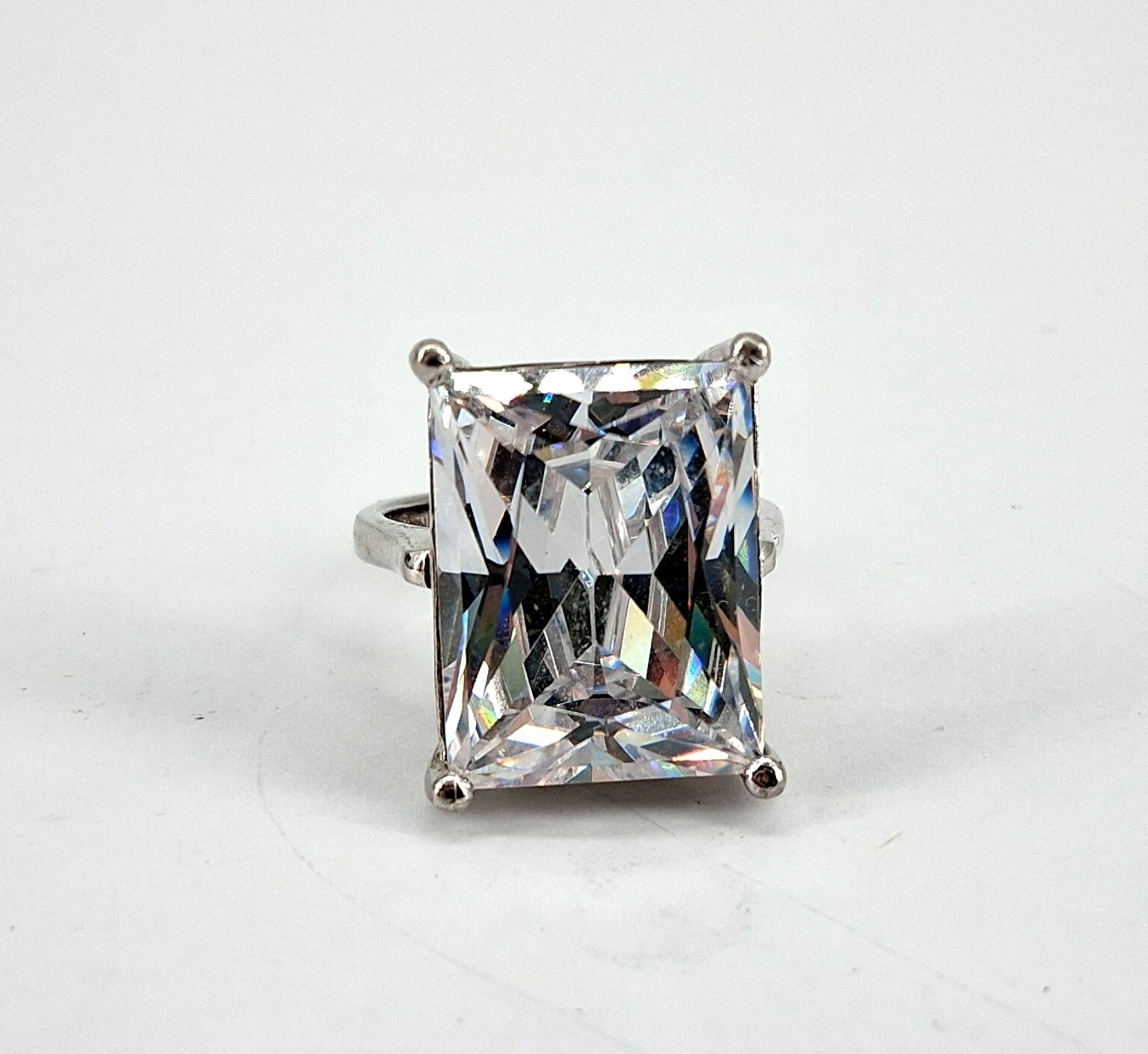 Sterling Silver Cocktail Ring w Rectangle Cut CZ, Size 6.5, 11.3g