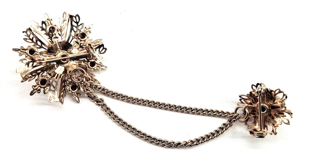 1950s–1960s Unsigned Rhinestone Gold Tone Sweater Clip Brooch
