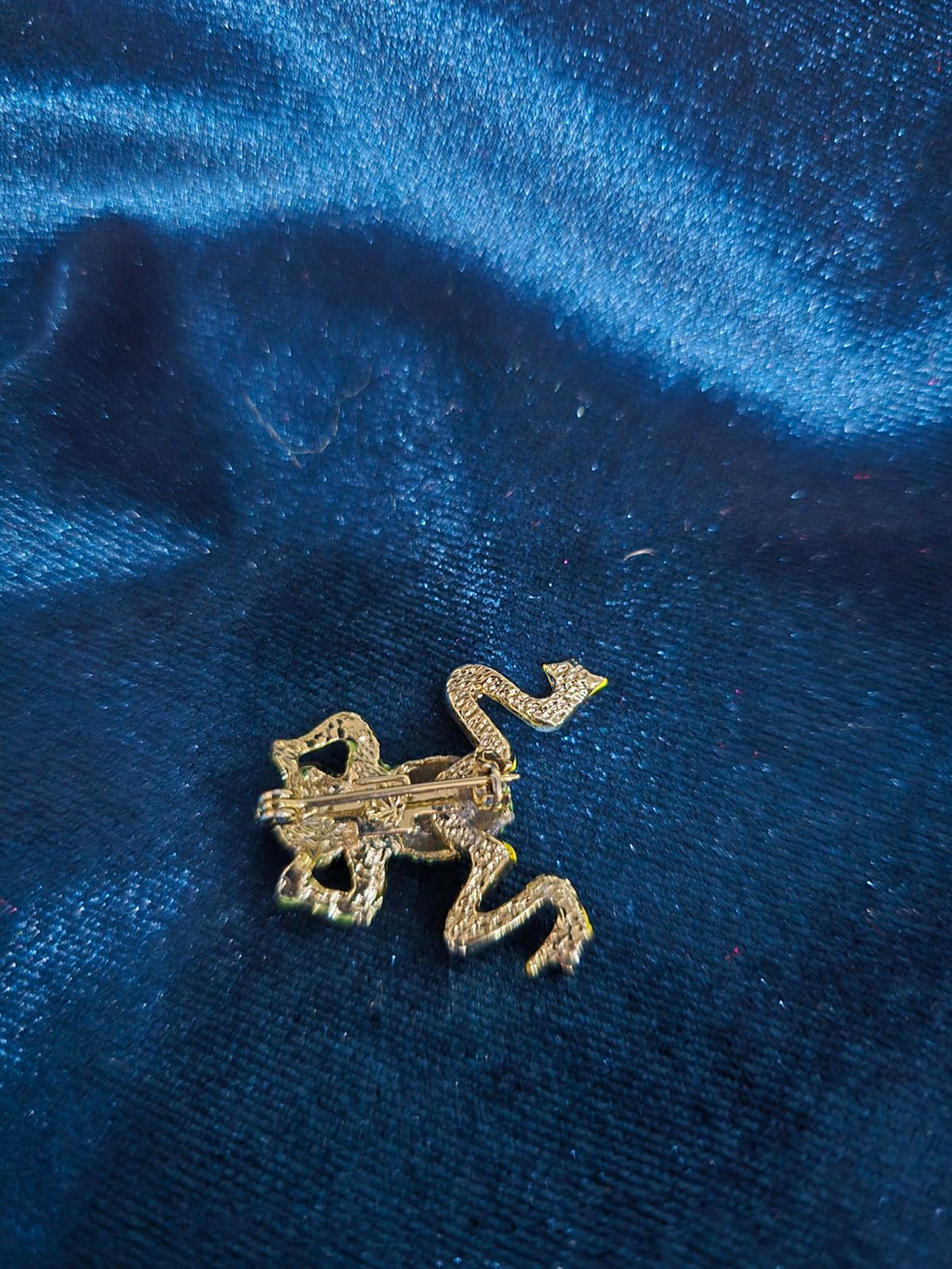 Articulated Green Frog Brooch Crystal Pavé & Enamel Whimsical Statement Pin