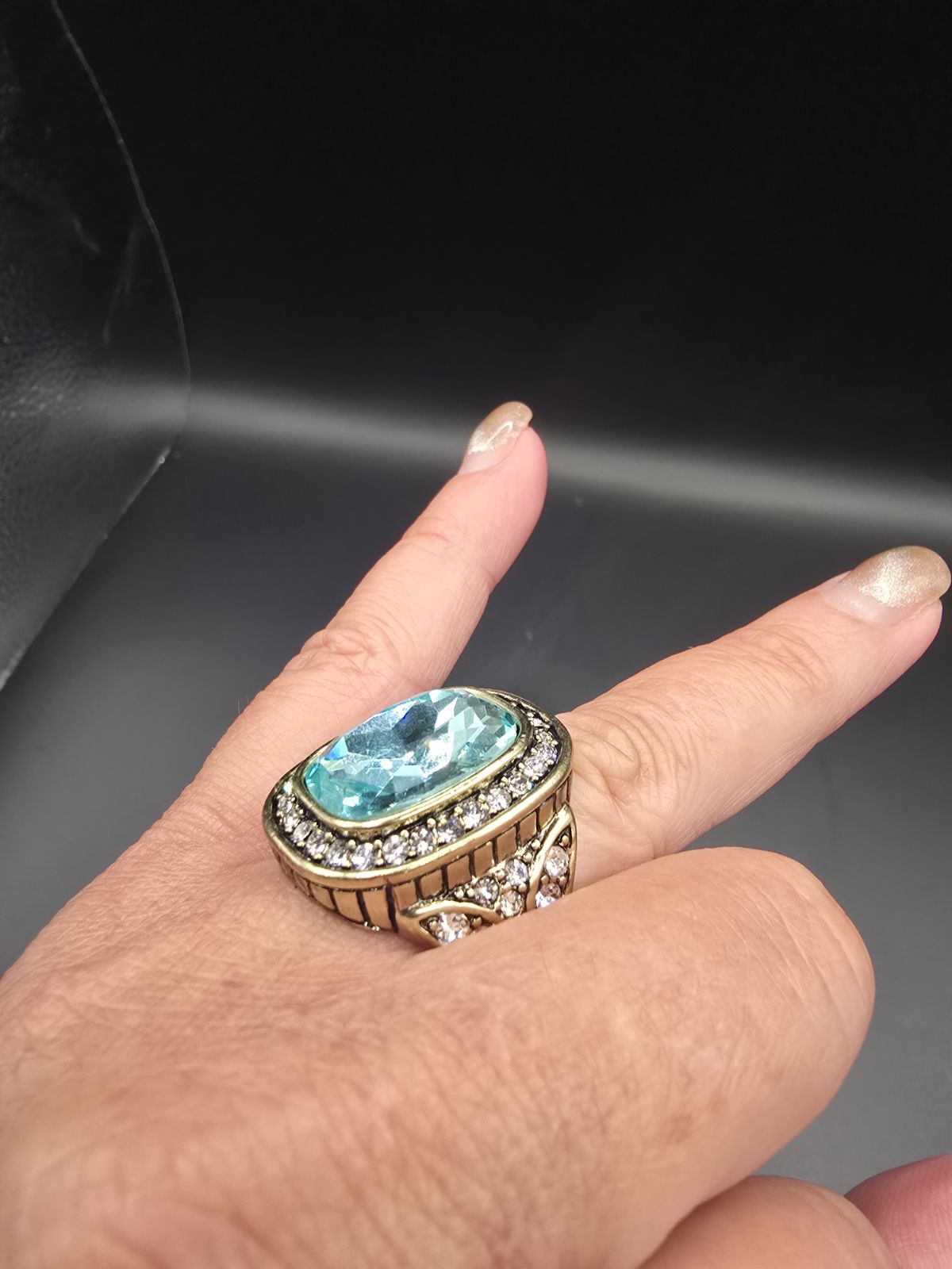 Heidi Daus Aqua Crystal Cocktail Ring Gold Tone Statement Ring Halo Designer Jewelry