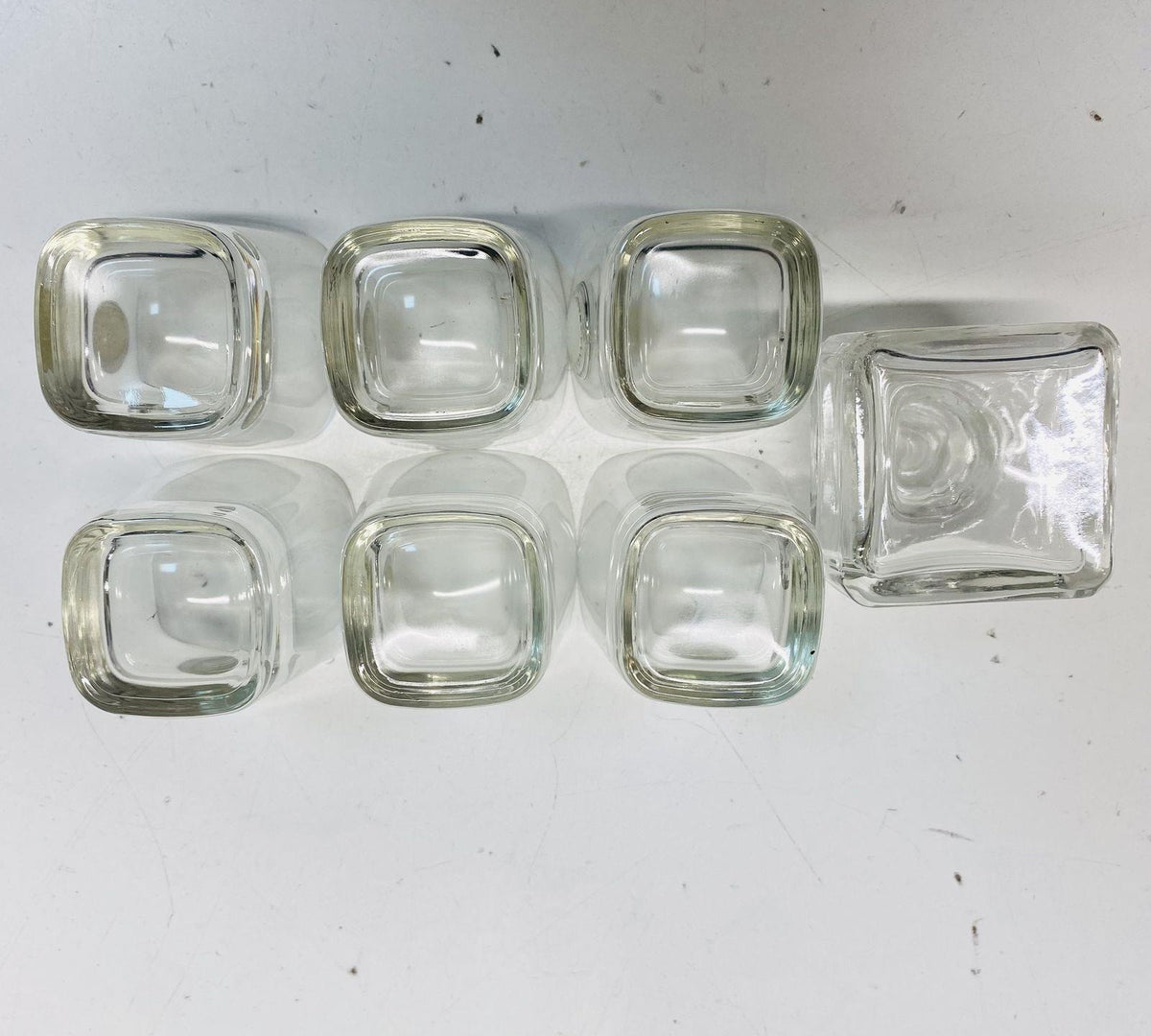 Faceted clear glass decanter with oval label detail, six shot glasses and white gift box, view 8