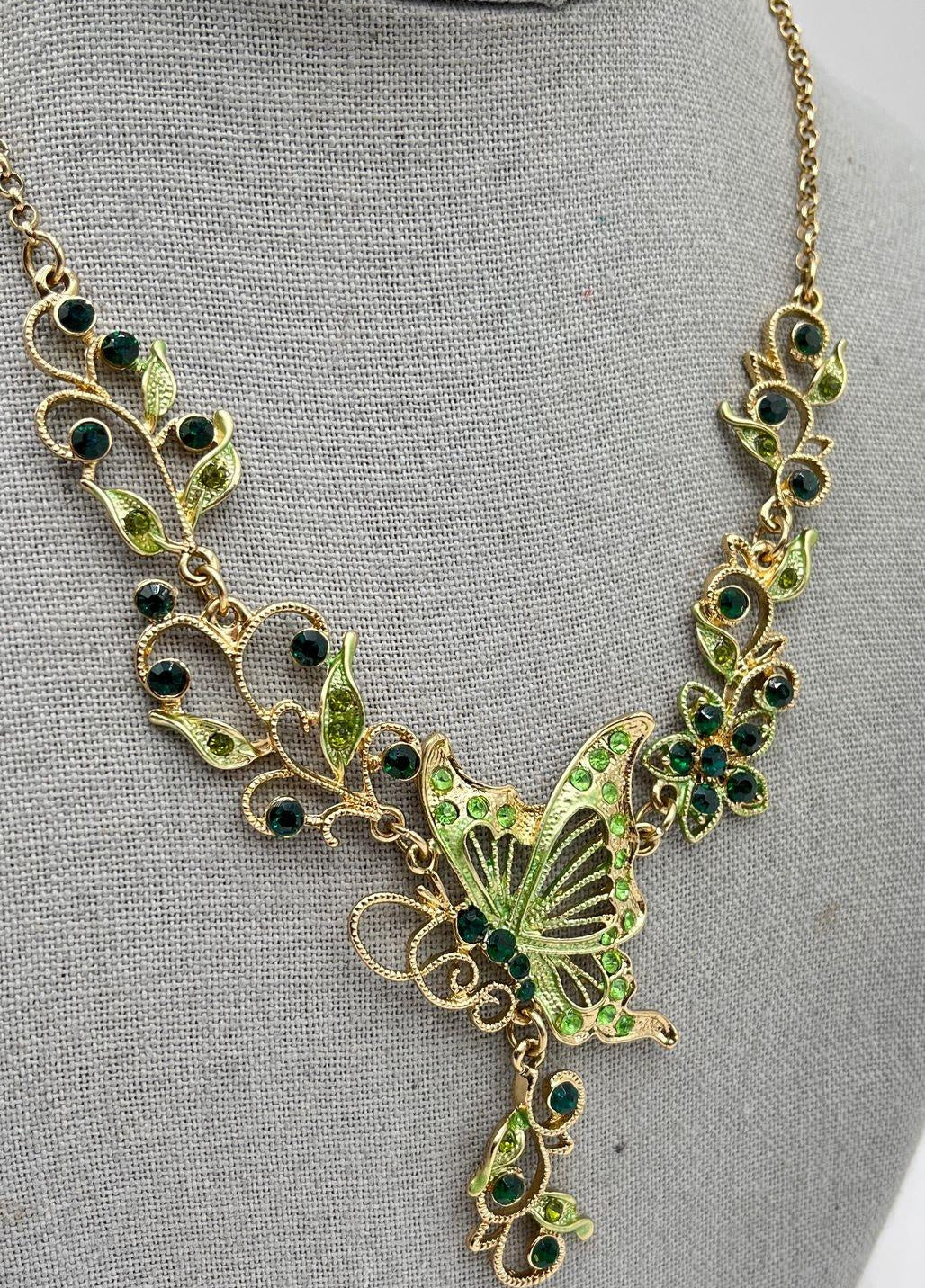 Vintage Green Rhinestone Gold Tone Butterfly Floral Necklace and Earring Set