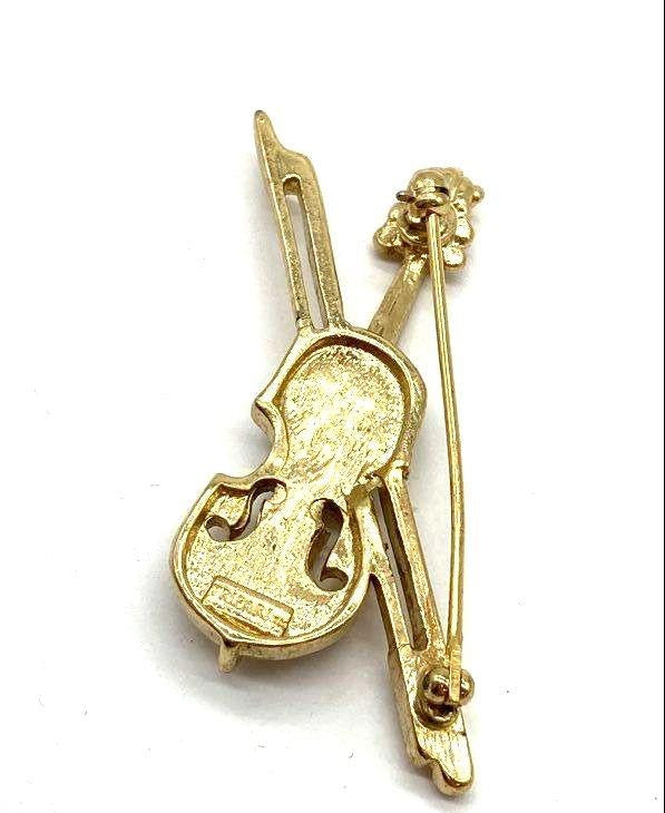 1980s–1990s Trifari Gold Tone & Crystal Rhinestone Violin Brooch Pin For Repair