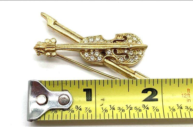 1980s–1990s Trifari Gold Tone & Crystal Rhinestone Violin Brooch Pin For Repair