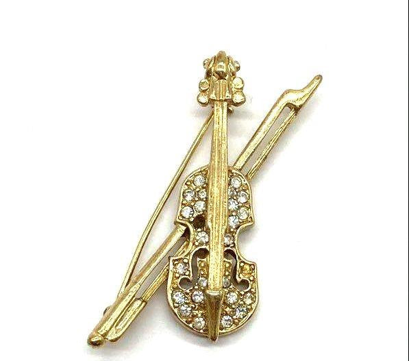 1980s–1990s Trifari Gold Tone & Crystal Rhinestone Violin Brooch Pin For Repair