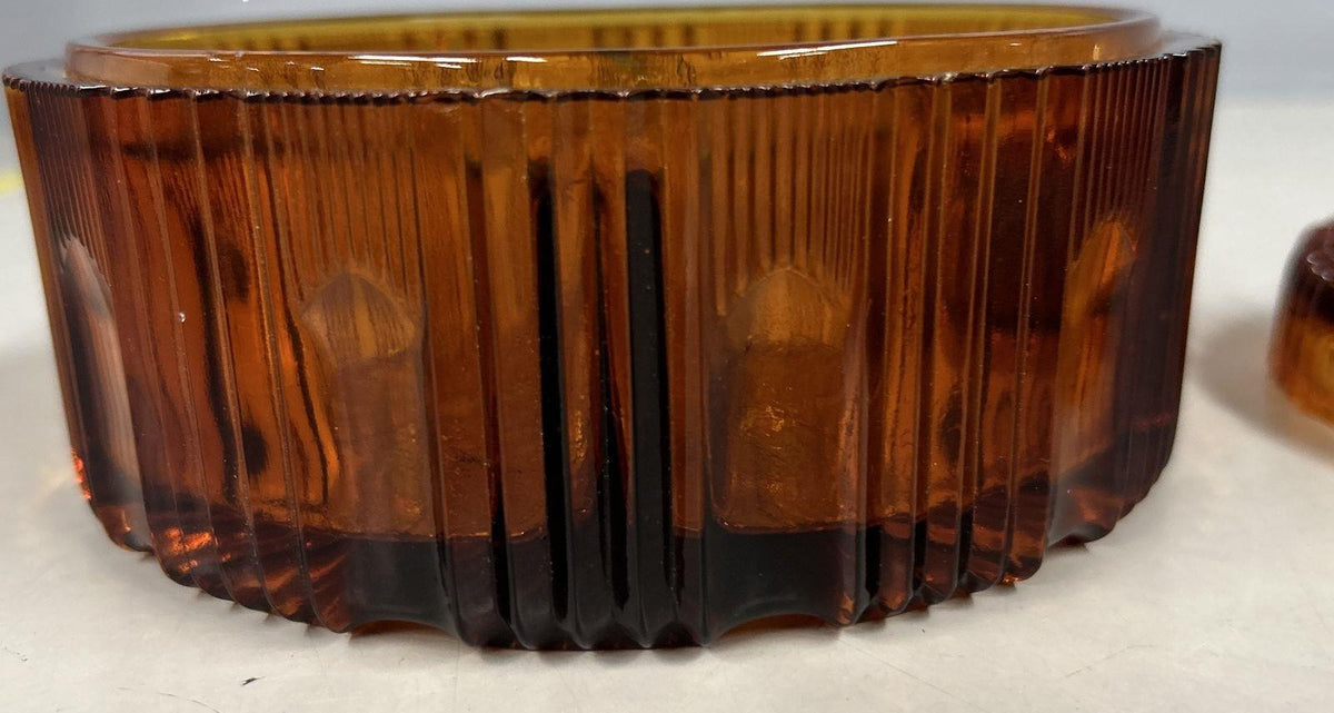 1960s–1970s Pressed Glass Amber Ribbed Sunburst Divided Candy Dish Pineapple Finial 6 In