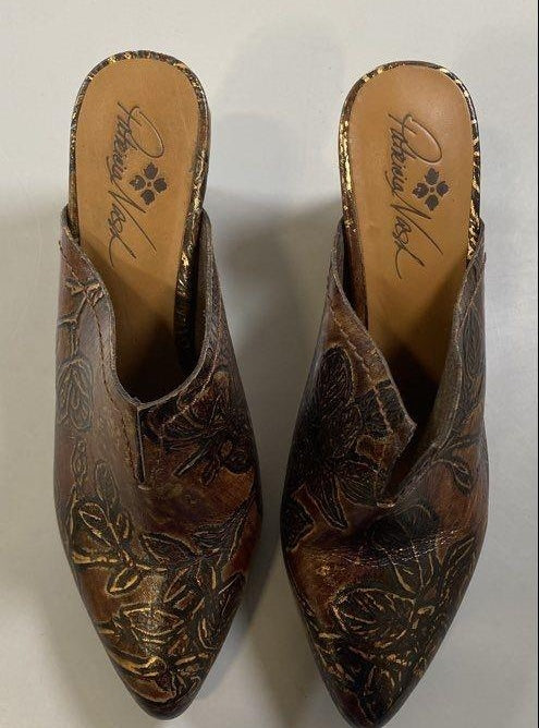 Patricia Nash Ruffina brown mule pumps with floral tooled-style embossing, view 11