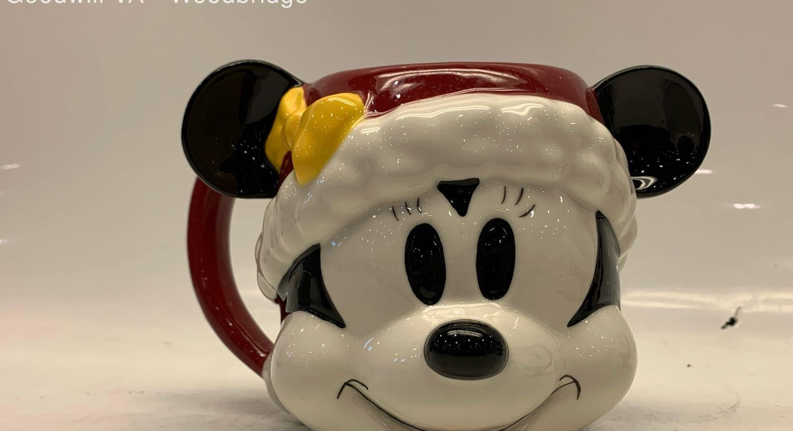 Set of 2 Williams Sonoma Disney Mickey and Minnie Mouse Figural Christmas Mugs