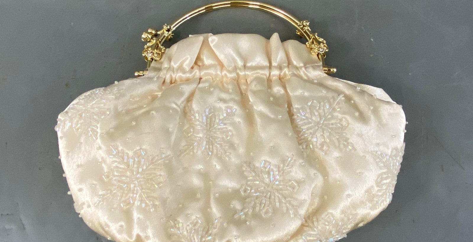 Jessica McClintock Off-White Cream Clutch