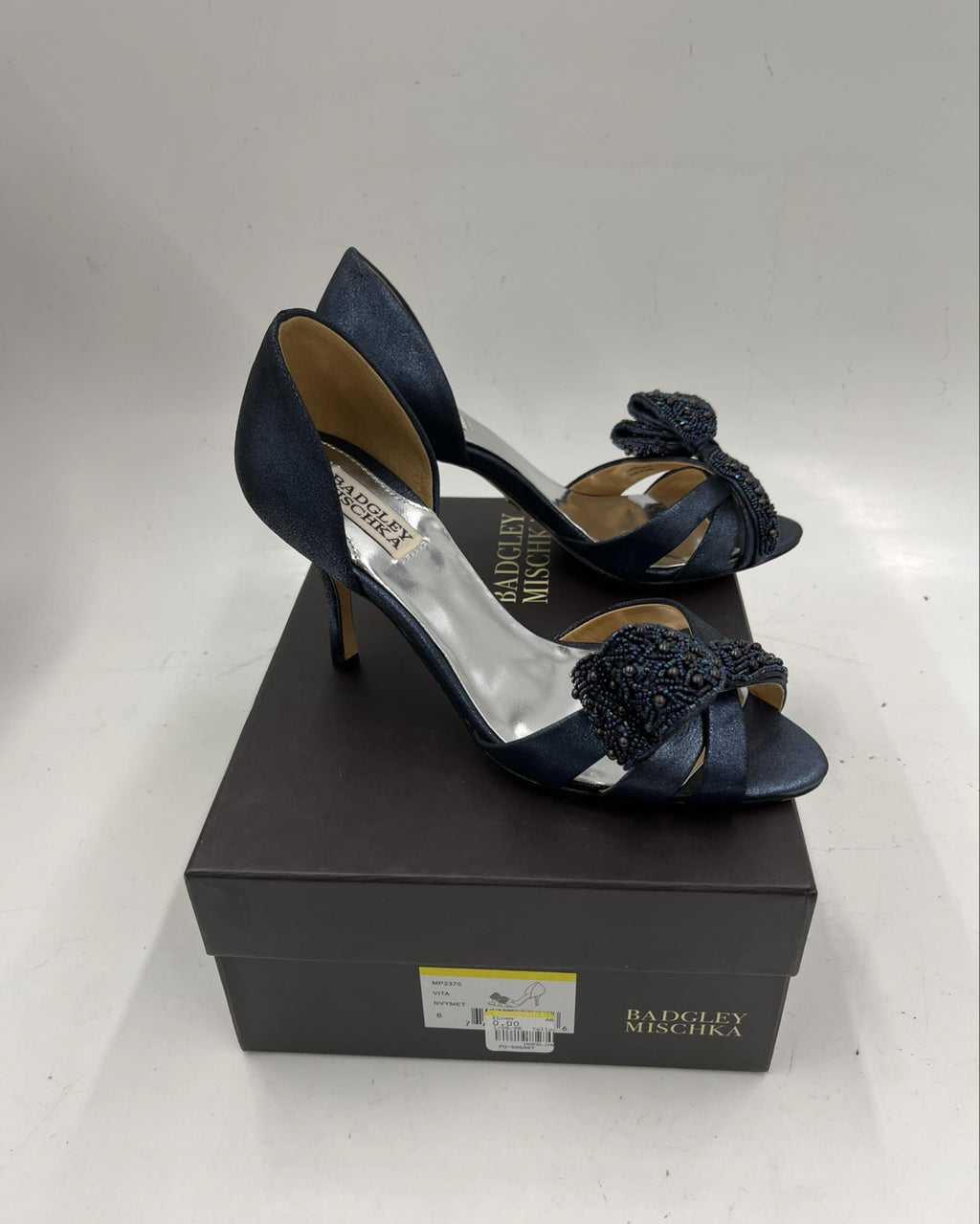 Badgley Mischka Open-Toe Heels with Beaded Bow Size 8M