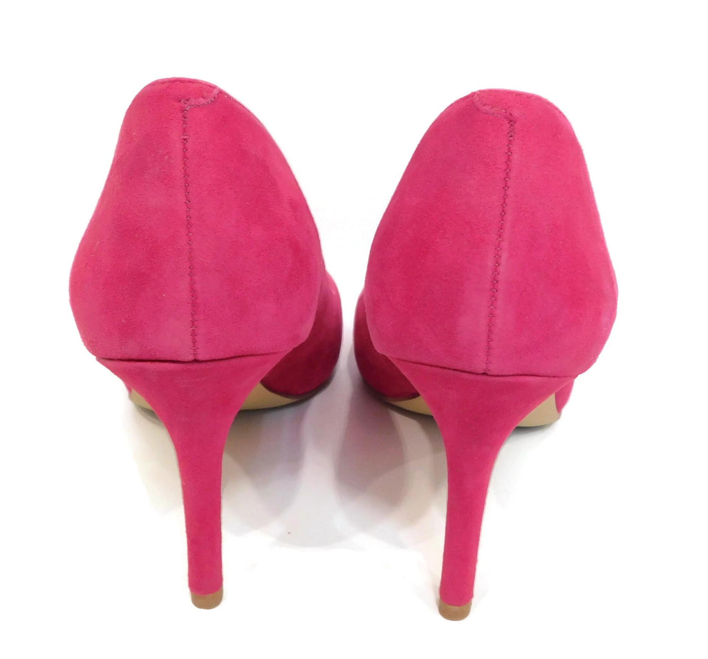 White House Black Market Pink Thrill Scalloped Pumps - Size 8