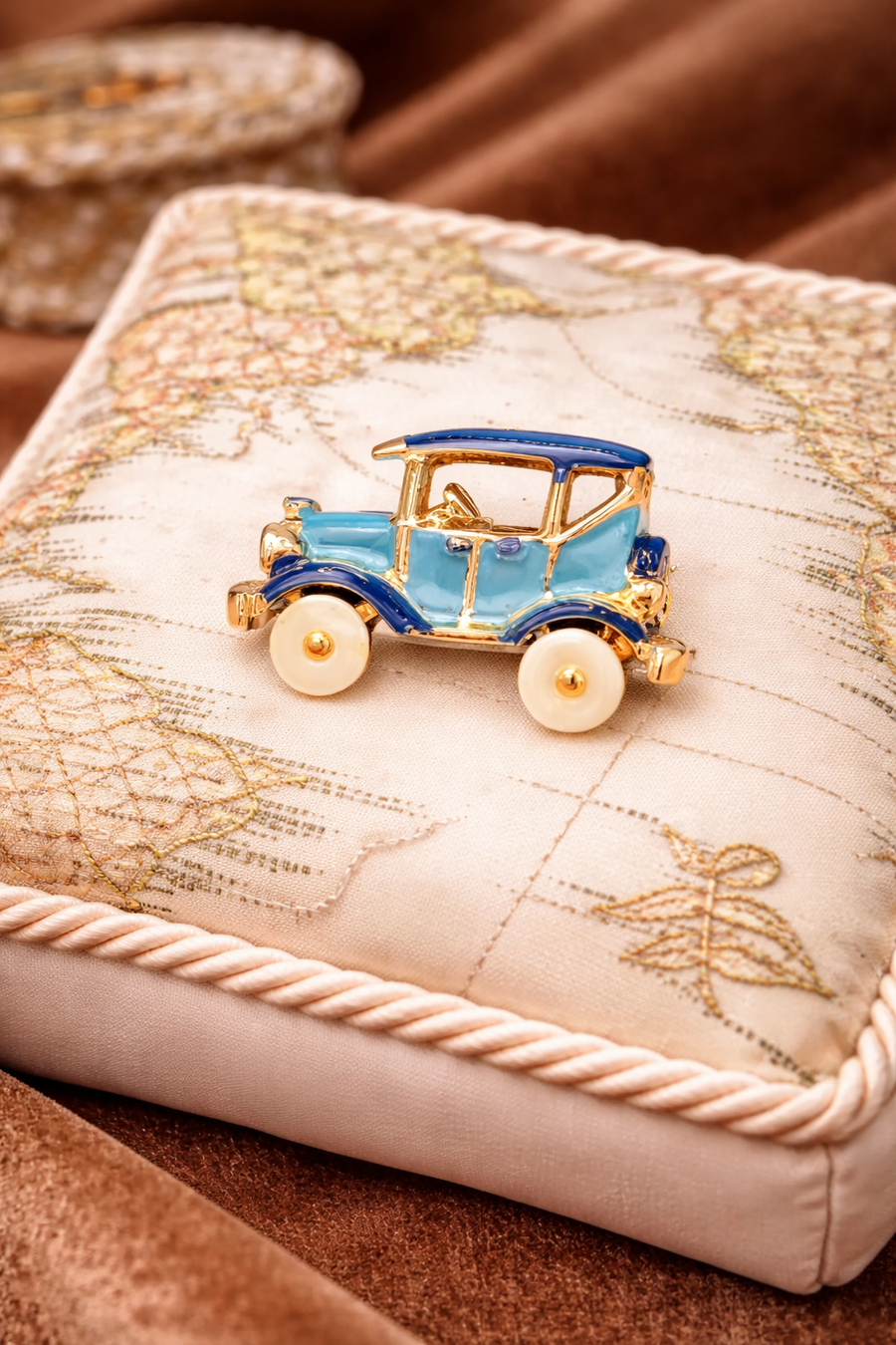Silver-tone classic car brooch with blue enamel