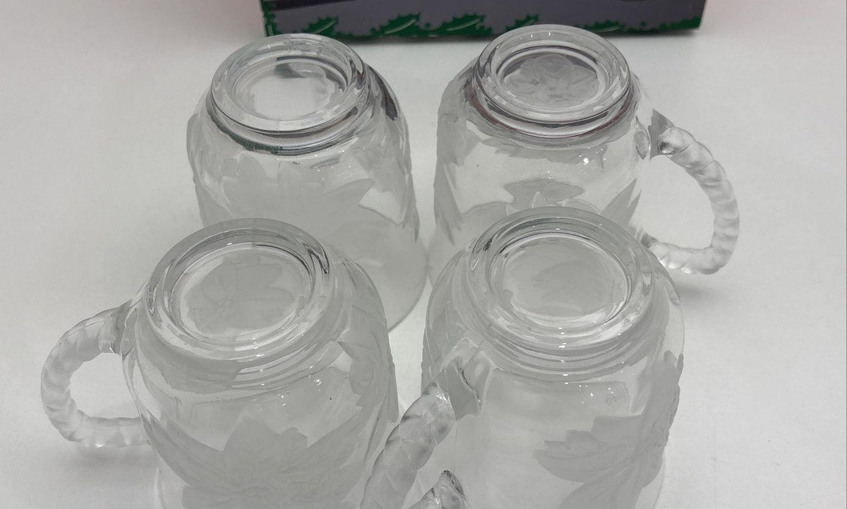 WP&G Holiday Bouquet Crystal Frosted Mugs in Box