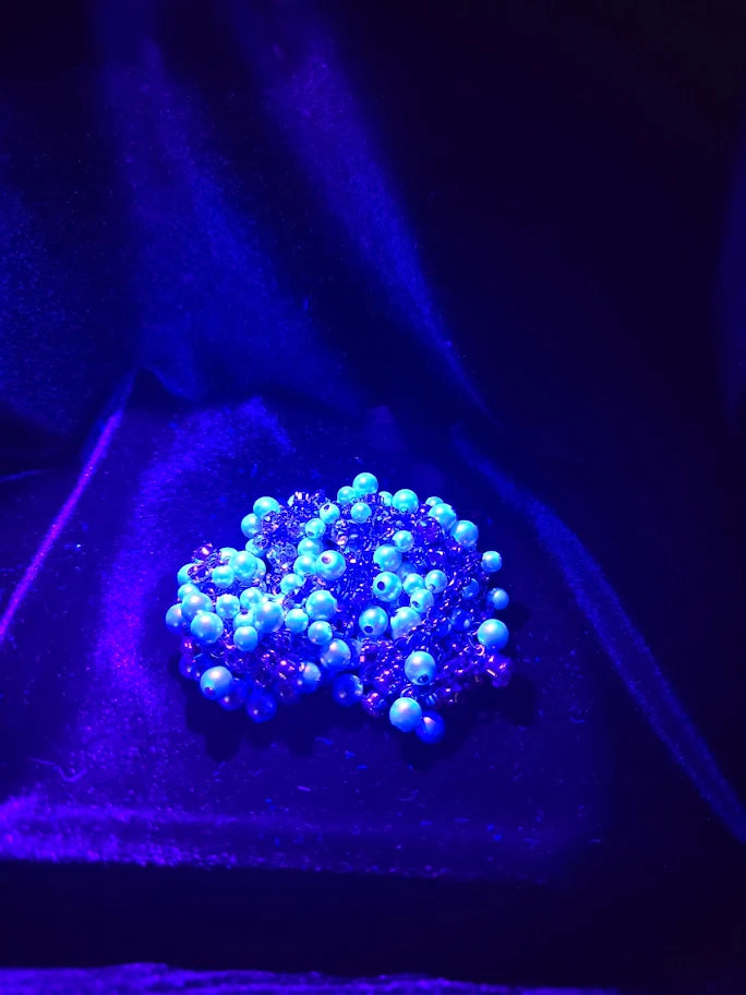 Autograph Designer Pearl & Crystal Statement Necklace and Bracelet Set – UV Reactive Pearls