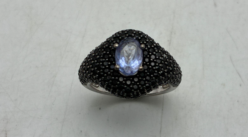 Sterling Silver Iolite Center Black Crystal Pavé Ring Size 5 (925 SNJ)