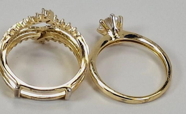 Gold Tone Pavé Crystal Multi-Band Ring Set – Elegant Statement Look Sz 9