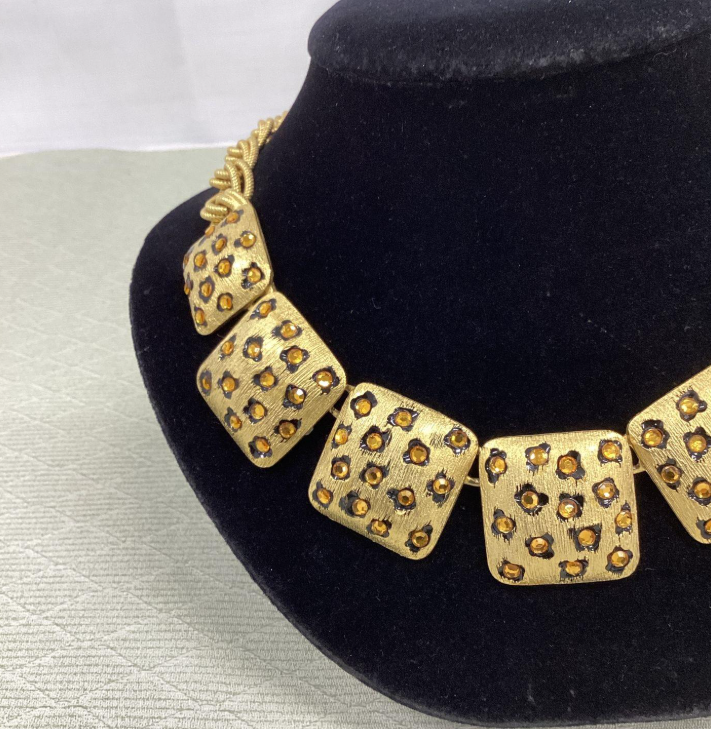 1980s–1990s Gem-Craft Leopard Print Jewelry Set, Gold Tone Statement Necklace & Clip Earrings Demi Parure