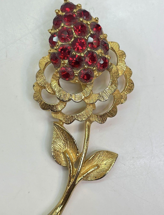 (SOLD) Vintage Red Rhinestone Flower Brooch | Brushed Gold Tone Floral Statement Pin