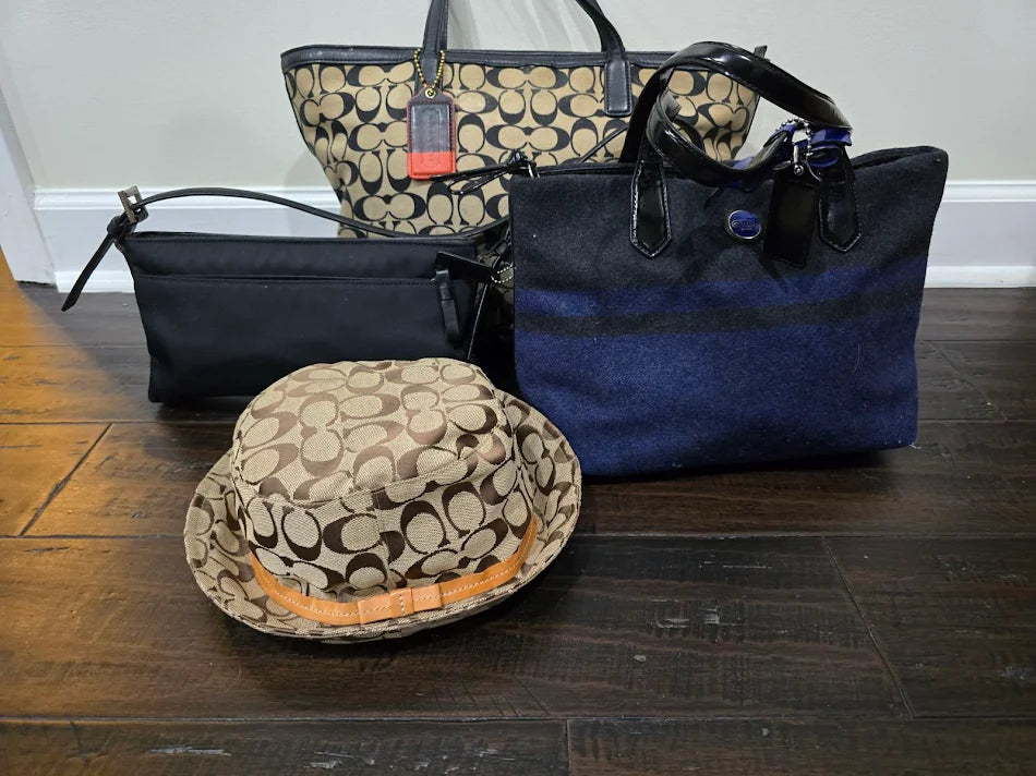 Coach Handbag & Accessories Bundle – 3 Bags + Bucket Hat – Pre-Owned