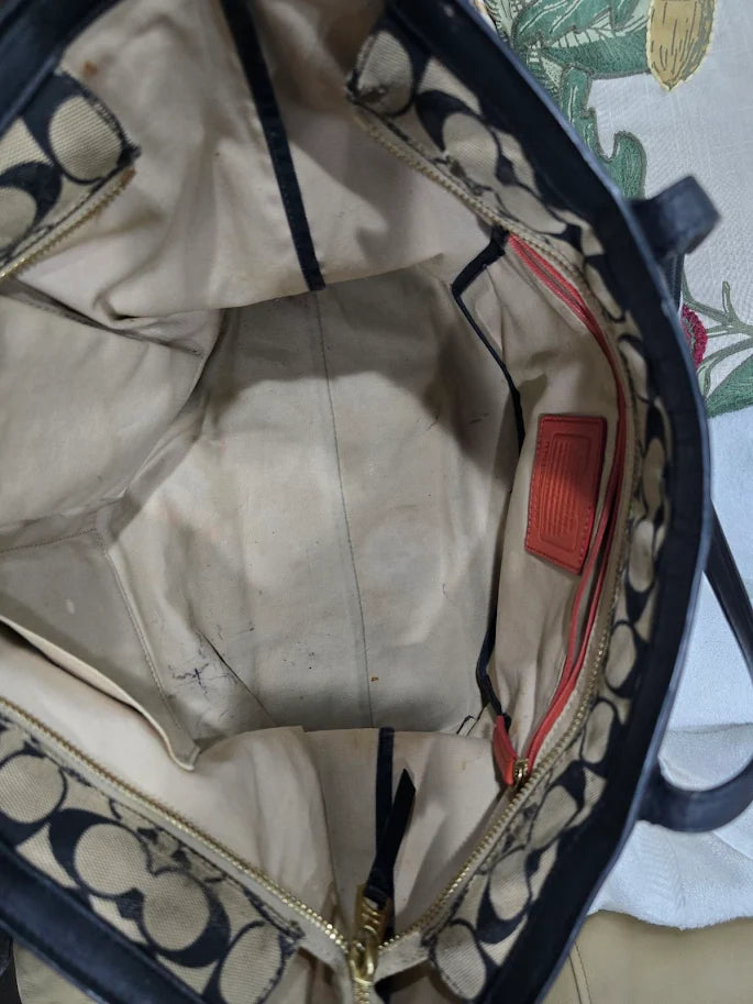 Coach Handbag & Accessories Bundle – 3 Bags + Bucket Hat – Pre-Owned