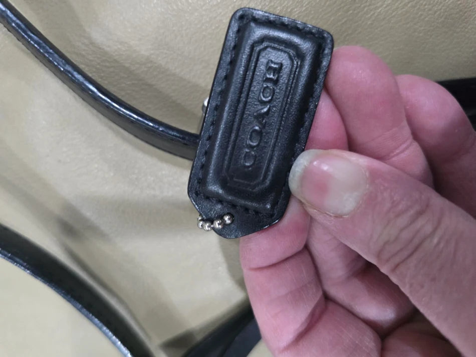 Coach Handbag & Accessories Bundle – 3 Bags + Bucket Hat – Pre-Owned