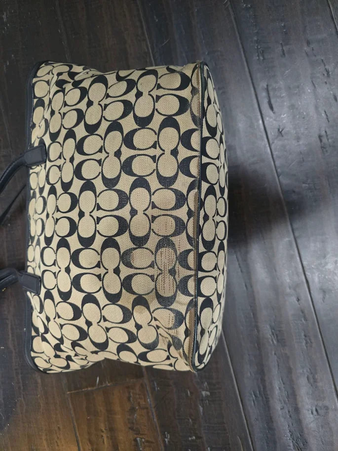 Coach Handbag & Accessories Bundle – 3 Bags + Bucket Hat – Pre-Owned