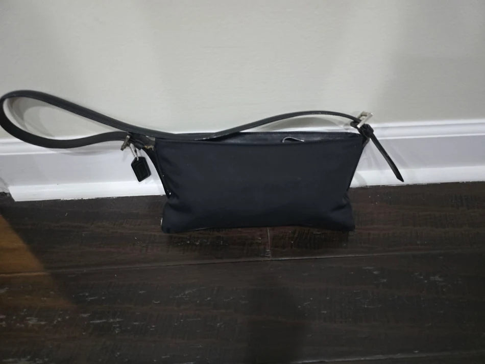 Coach Handbag & Accessories Bundle – 3 Bags + Bucket Hat – Pre-Owned