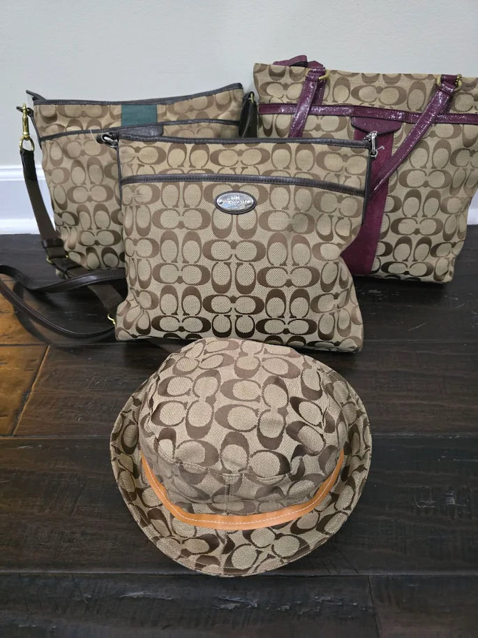 Coach Handbag & Hat Bundle – 3 Bags (2 Crossbody, 1 Shoulder) + Bucket Hat – Pre-Owned