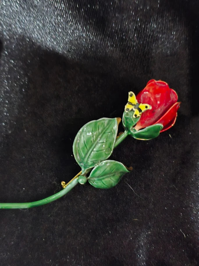 Vintage Sandor-Style Enamel Rose & Butterfly Brooch – Gold Tone Mid-Century Floral Pin