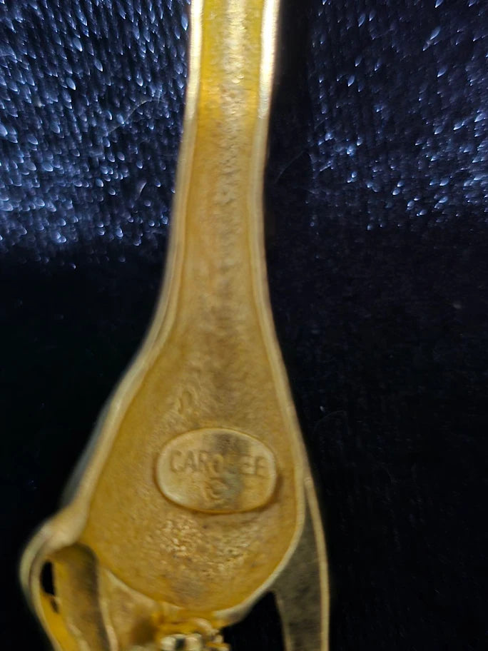 Carolee Giraffe Brooch – Vintage Gold Tone & Black Enamel Figural Pin
