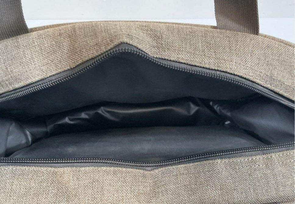 Taupe fabric picnic backpack with tableware fitted in the front compartment, view 3