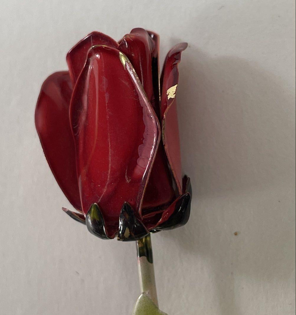 Gold-tone long-stemmed rose brooch with red and green enamel, view 3