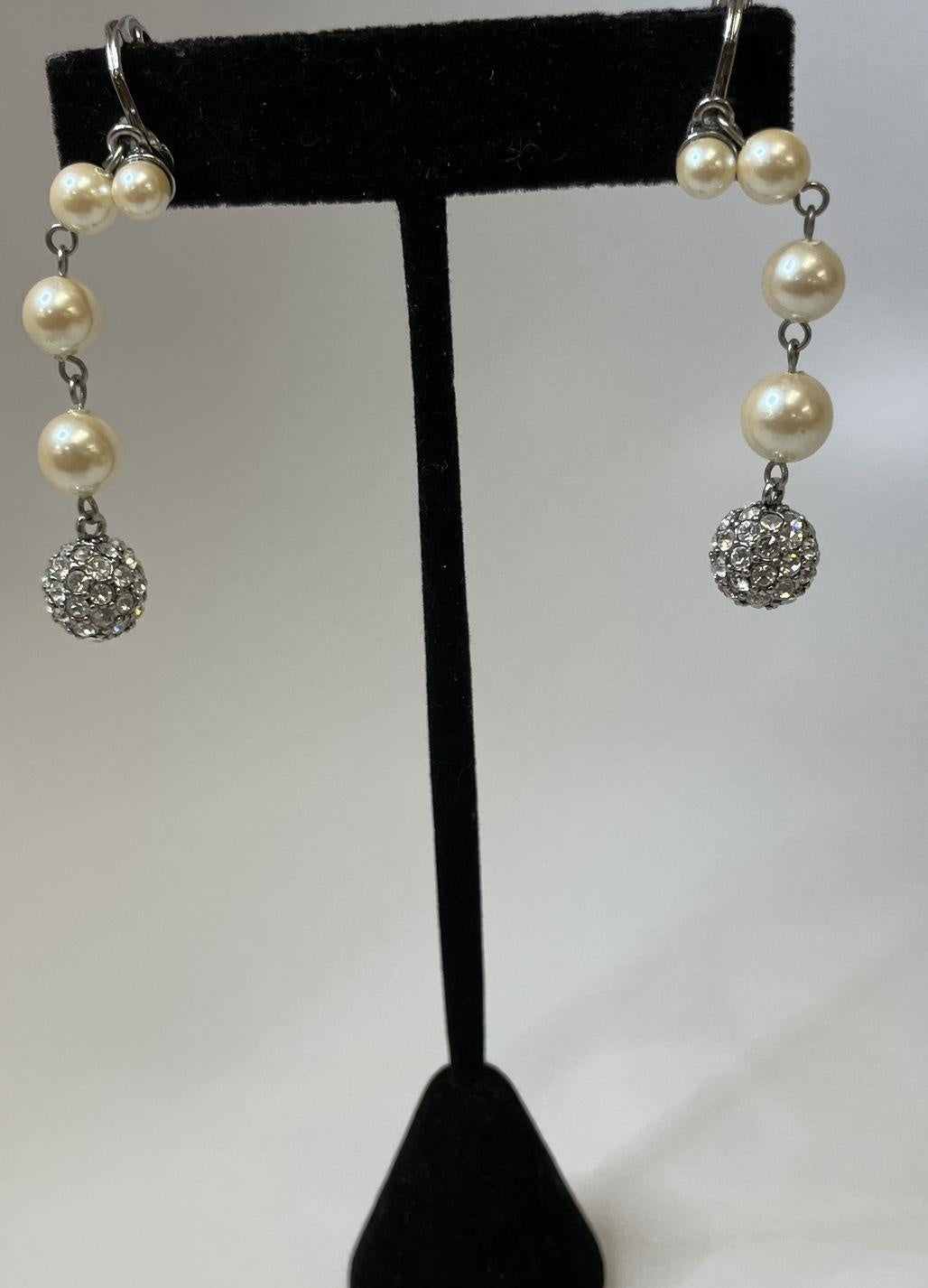 Silver-tone dangle clip-on earrings with faux pearls, rhinestones and beads, view 5