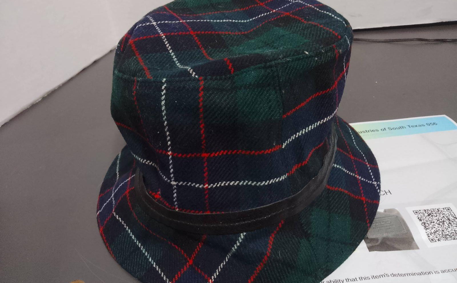 Coach Women's Green Tartan Plaid Hat Size Small with Authentication Paperwork
